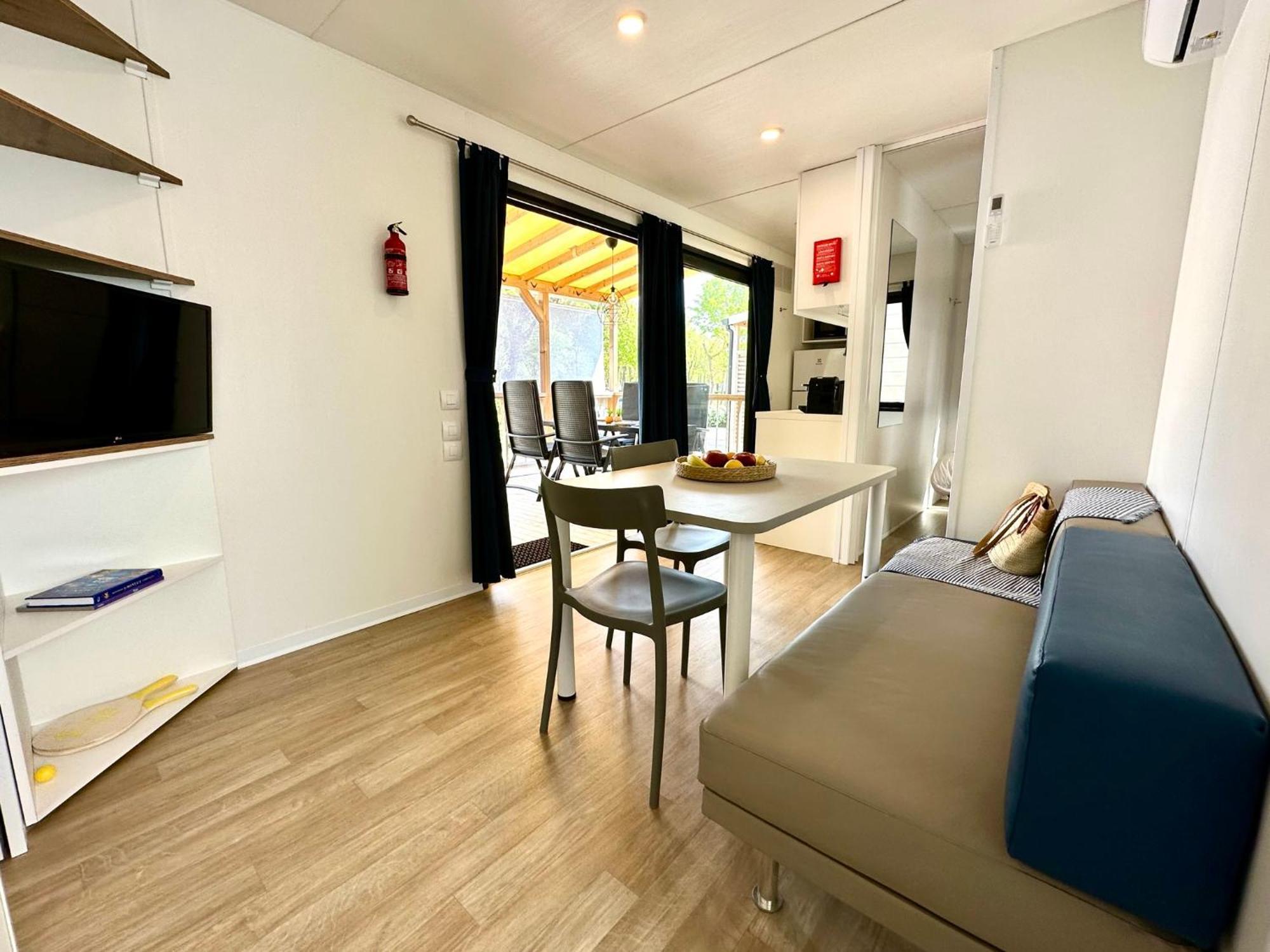 Estivo Premium Deluxe Mobile Homes On Camping Del Sole Village Iseo Ngoại thất bức ảnh