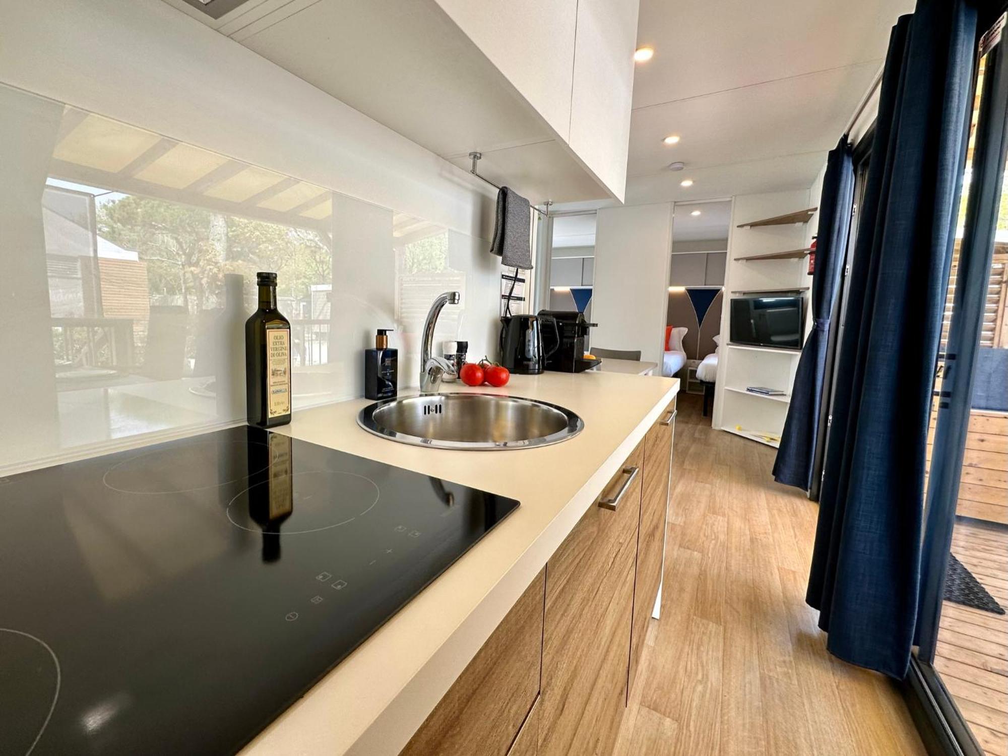 Estivo Premium Deluxe Mobile Homes On Camping Del Sole Village Iseo Ngoại thất bức ảnh